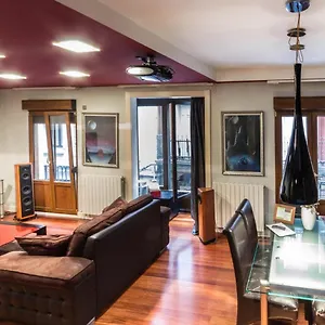 https://casa-txema.sansebastianhotels.net