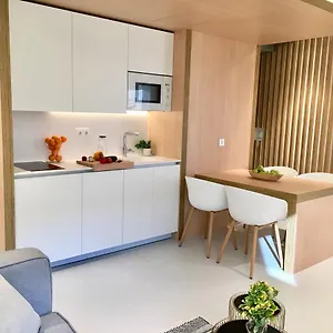 https://inside-bilbao-apartments.bilbaohotelsspain.com
